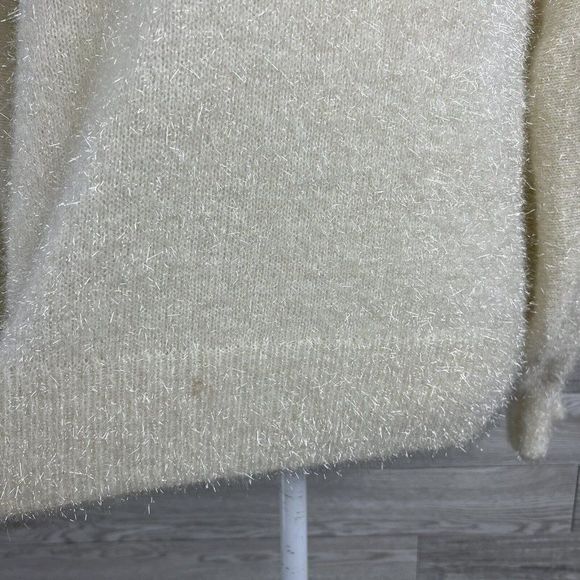 Do + Be Sparkle Balloon Sleeve Sweater Size S - Picture 4 of 11